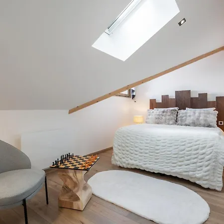 Apartment Nochebuena, Alpe D'huez - By Emerald Huez